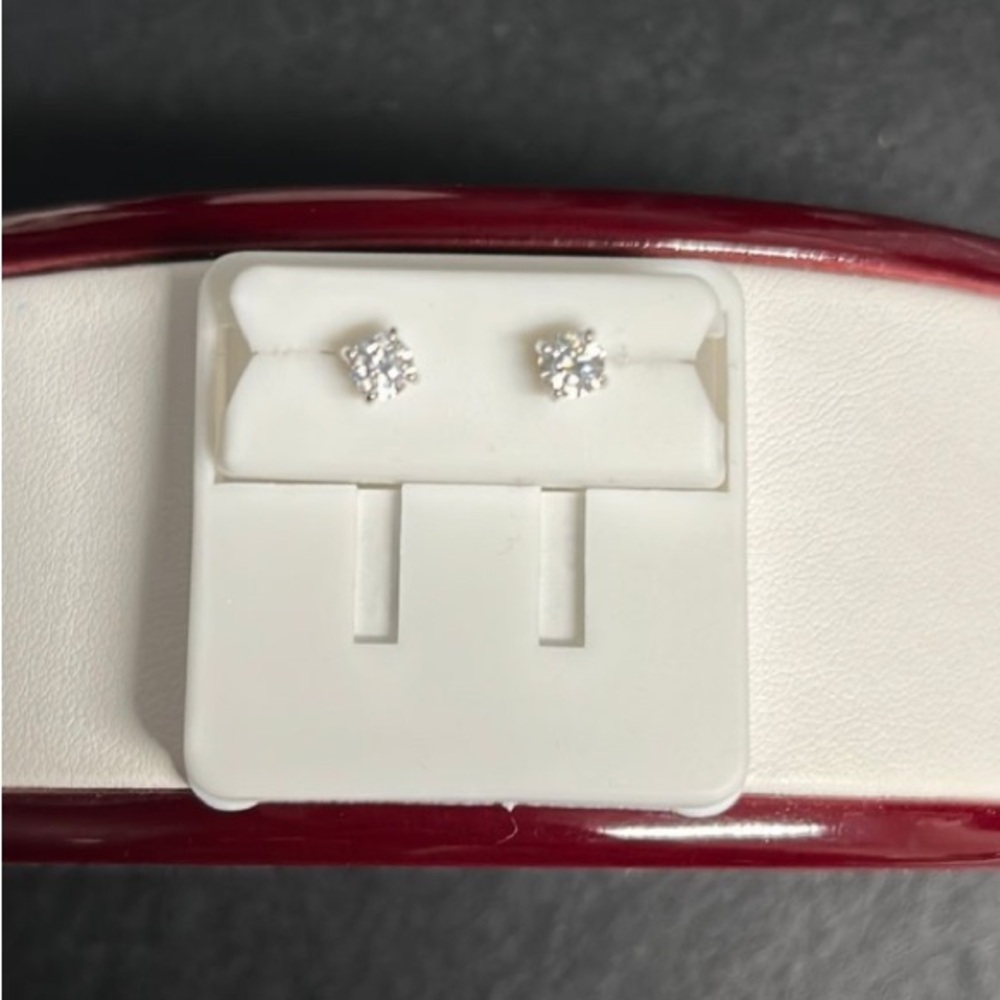 925 sterling silver moissanite earrings - Picture 1 of 1